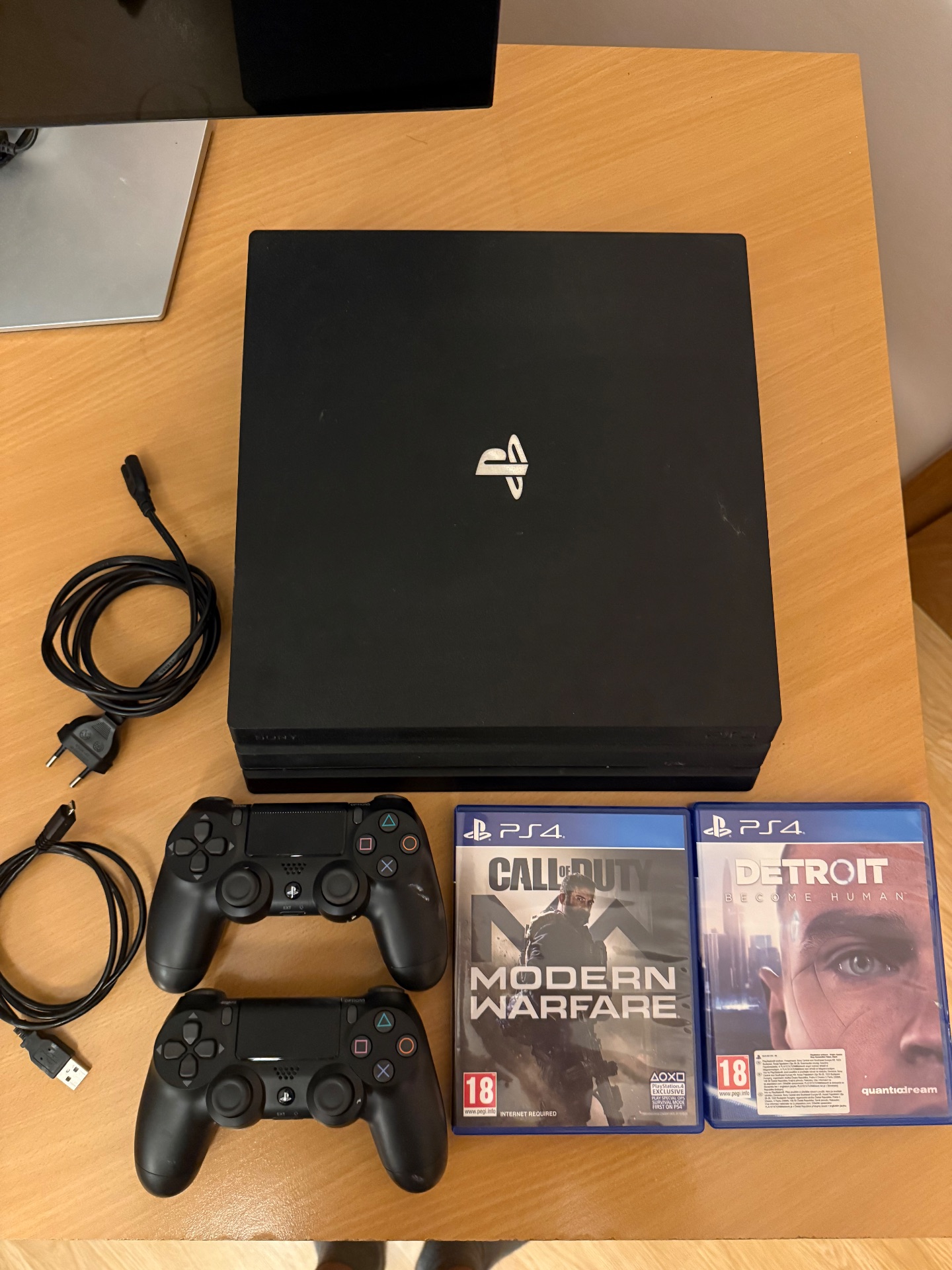 PlayStation 4 Pro 1TB